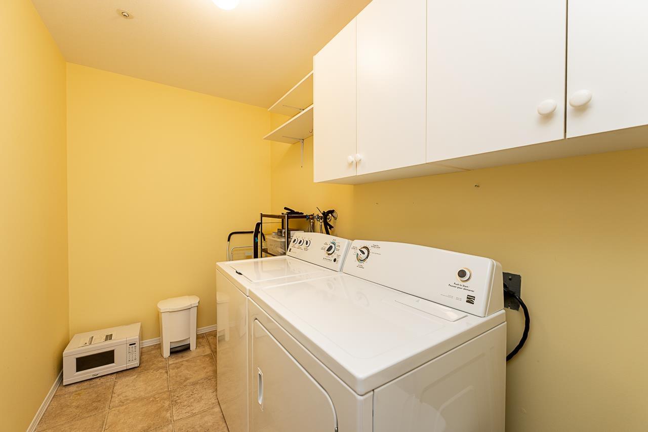 314 2626 Countess Street Property Photo 35