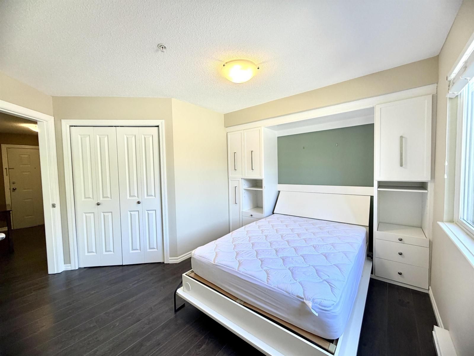 205 2581 Langdon Street Property Photo 12
