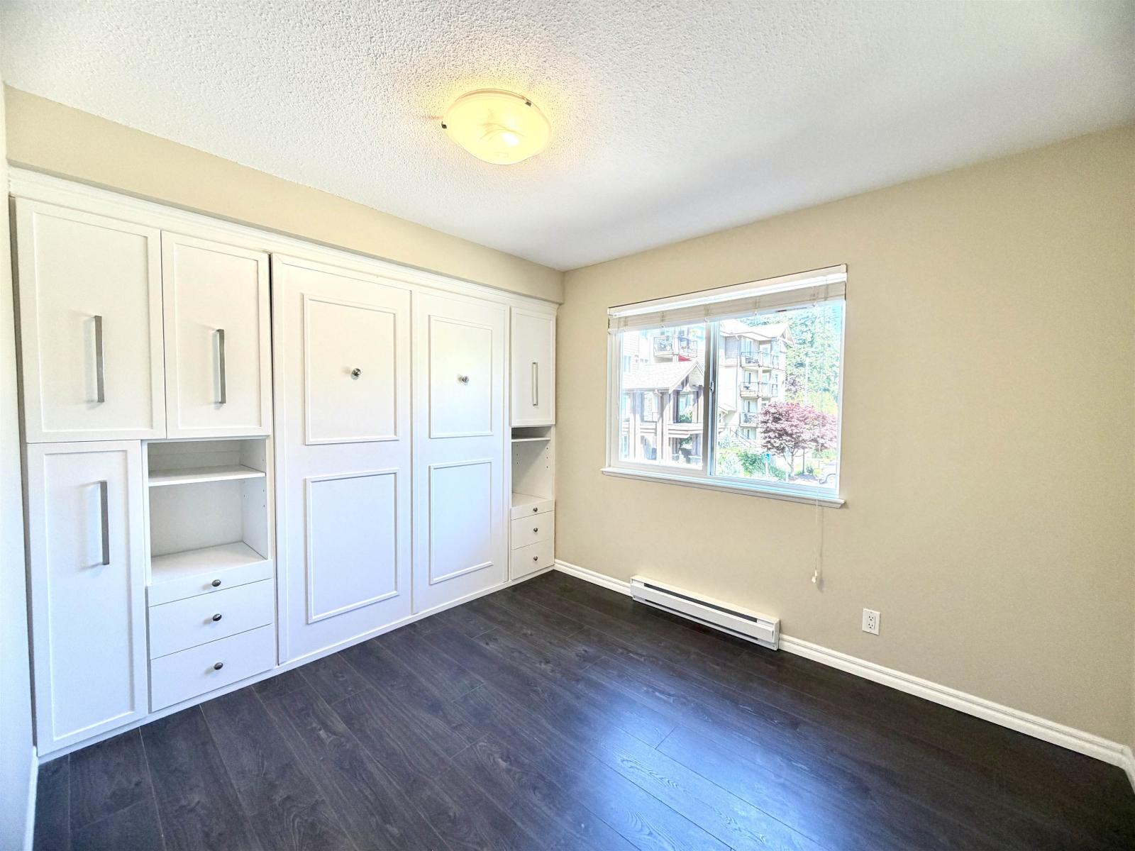 205 2581 Langdon Street Property Photo 13