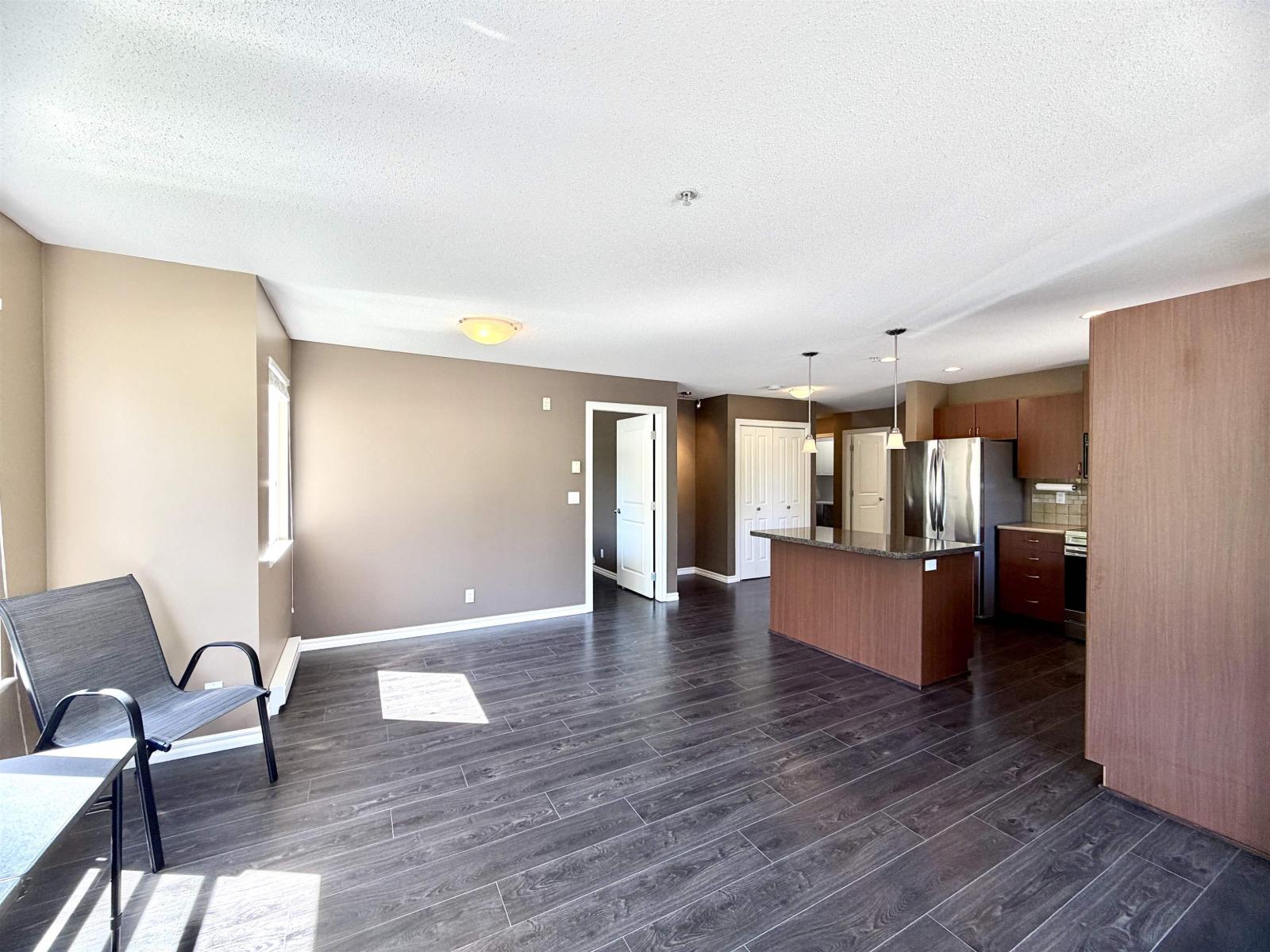 205 2581 Langdon Street Property Photo 29