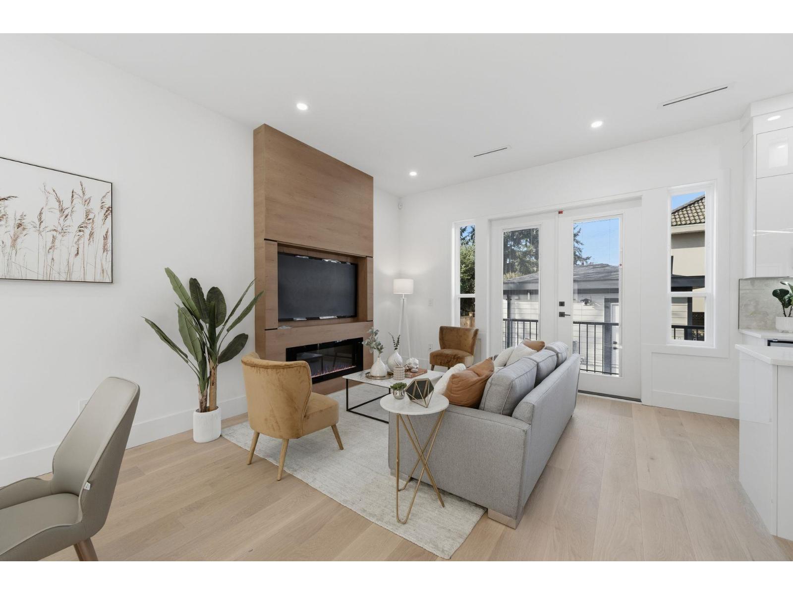 8233 114 Street Property Photo 7
