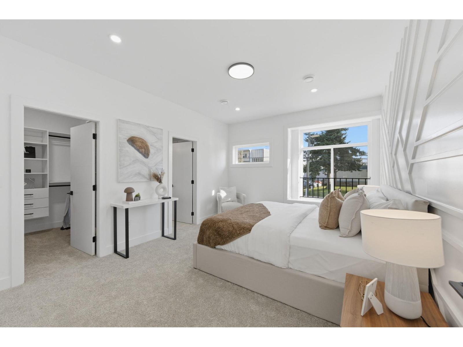 8233 114 Street Property Photo 18