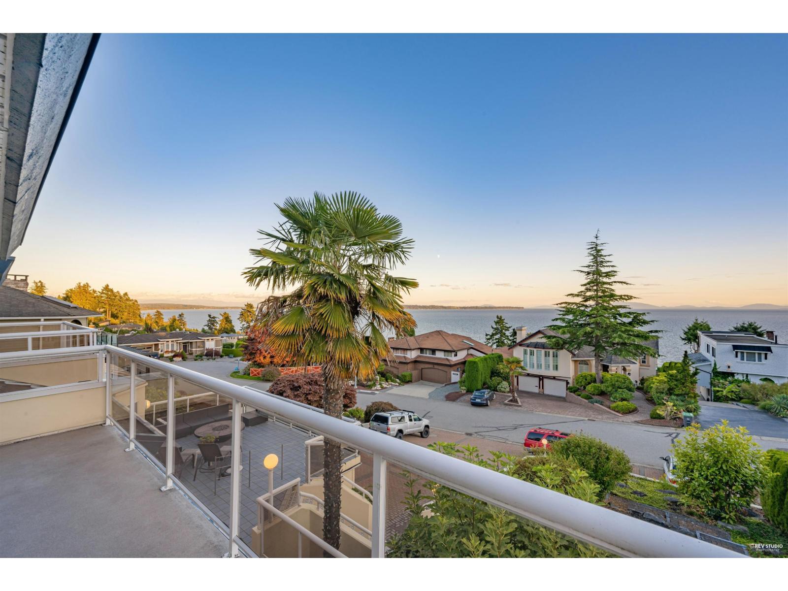 13151 13 Avenue Property Photo 4