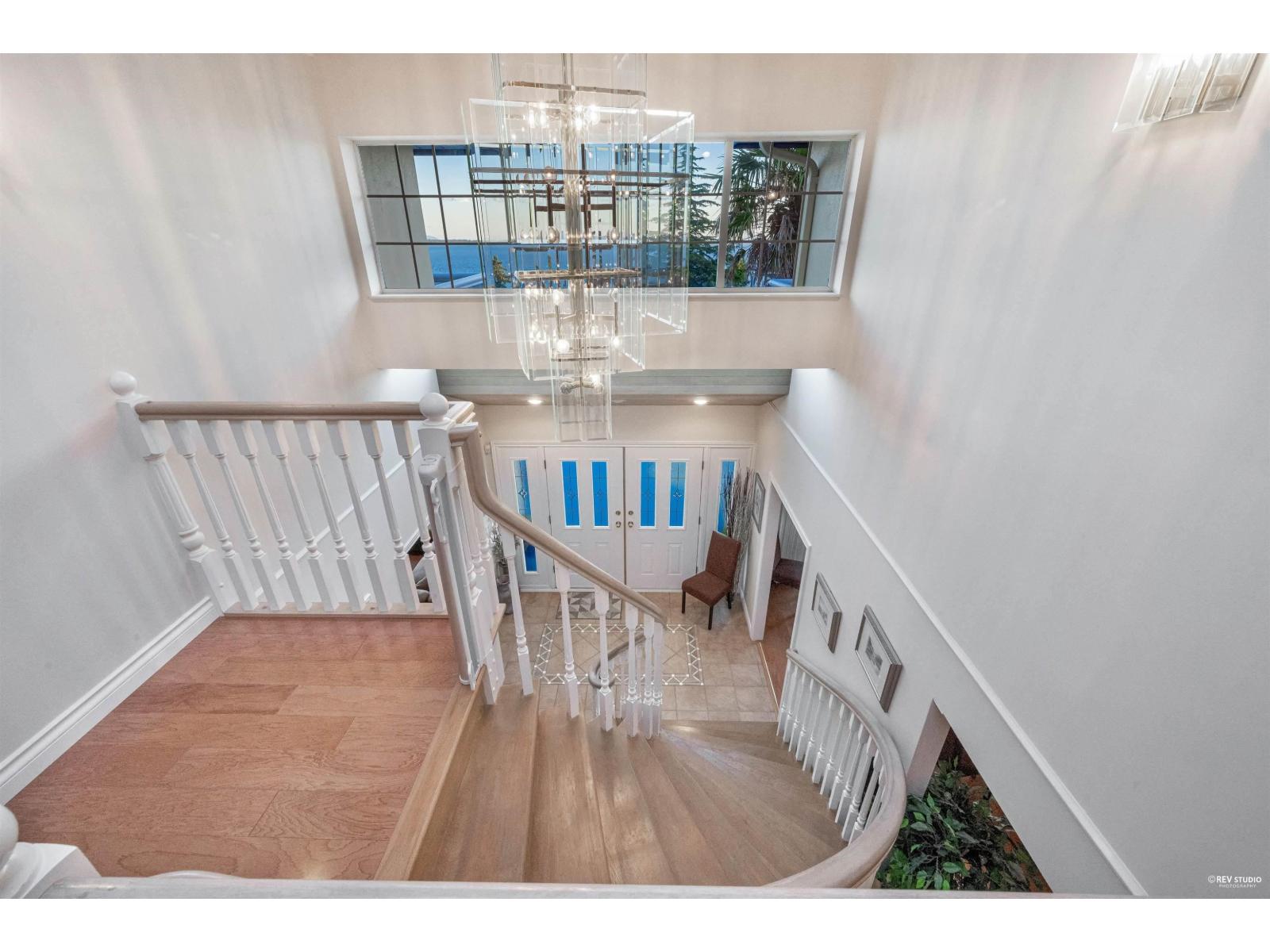 13151 13 Avenue Property Photo 14