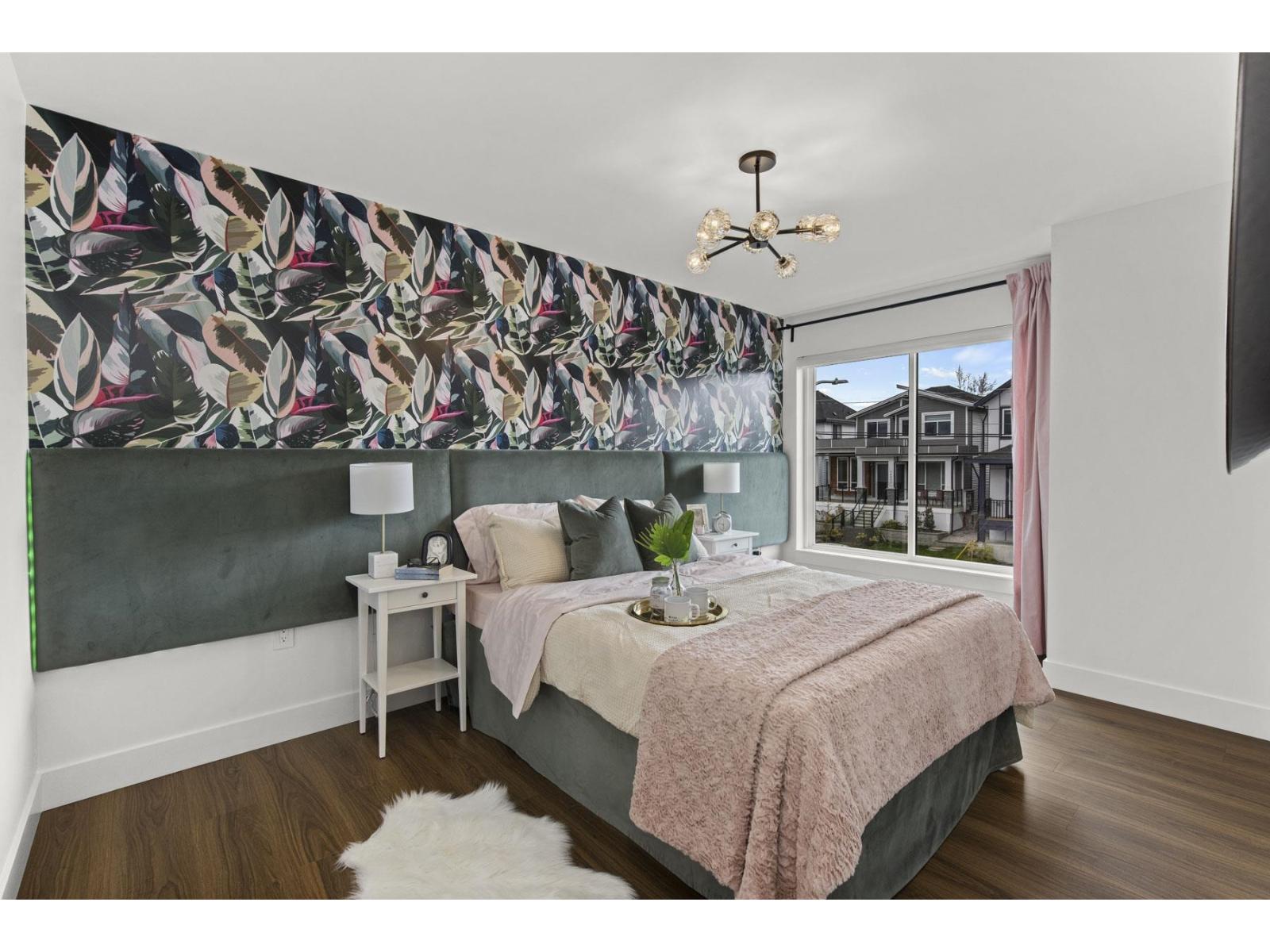 16 6035 141 Street Property Photo 21