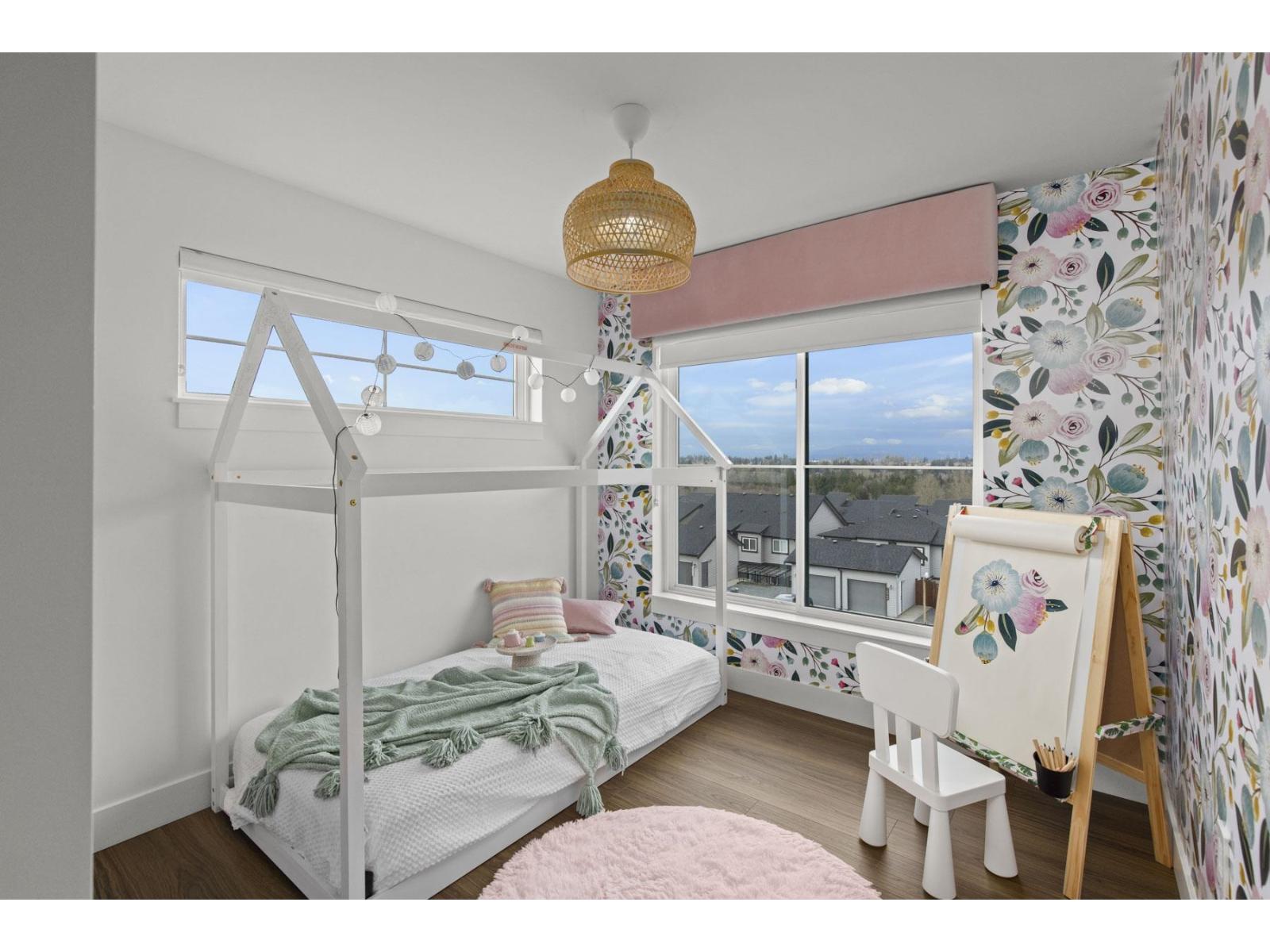 16 6035 141 Street Property Photo 27