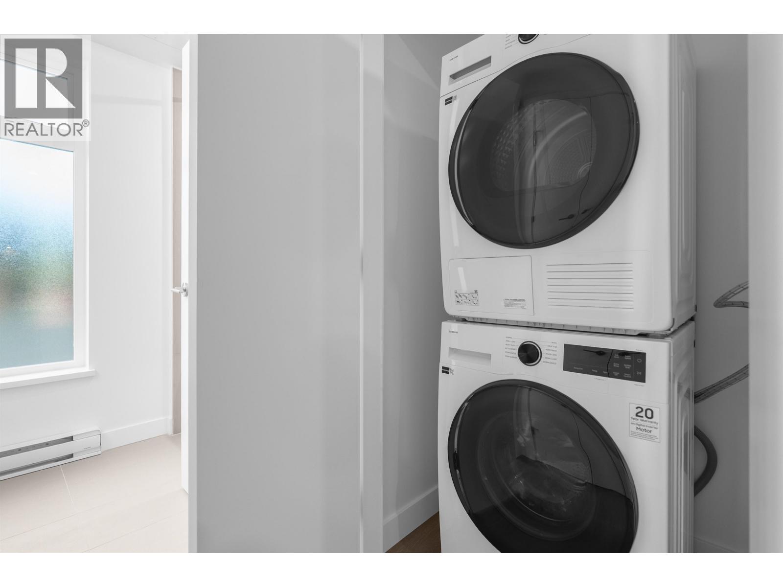 118 82 First Street Property Photo 22
