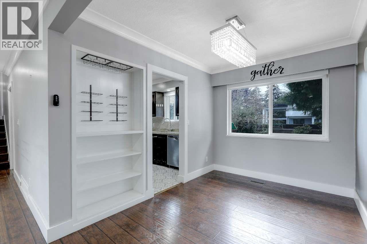 11331 Seafield Crescent Property Photo 5