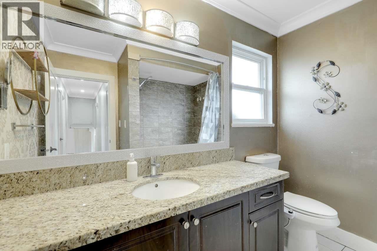 11331 Seafield Crescent Property Photo 18