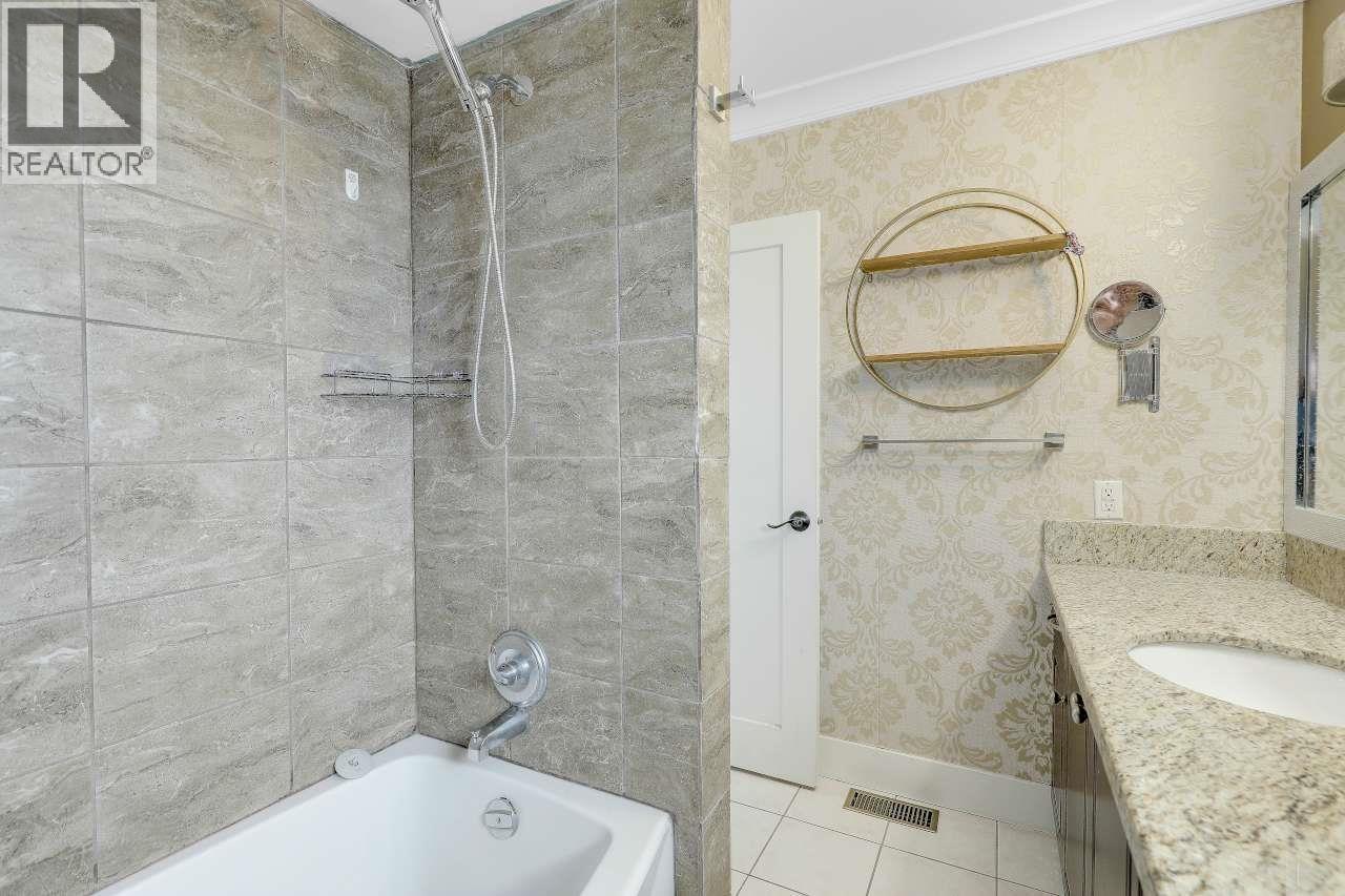 11331 Seafield Crescent Property Photo 19