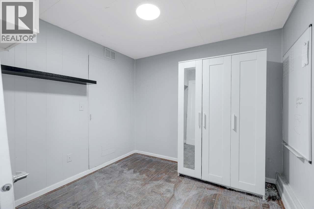 11331 Seafield Crescent Property Photo 24