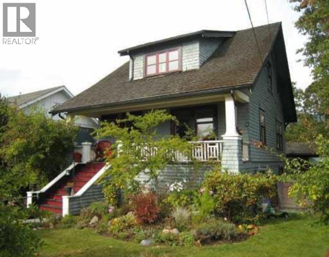 364 E 14TH STREET Property Photo 1
