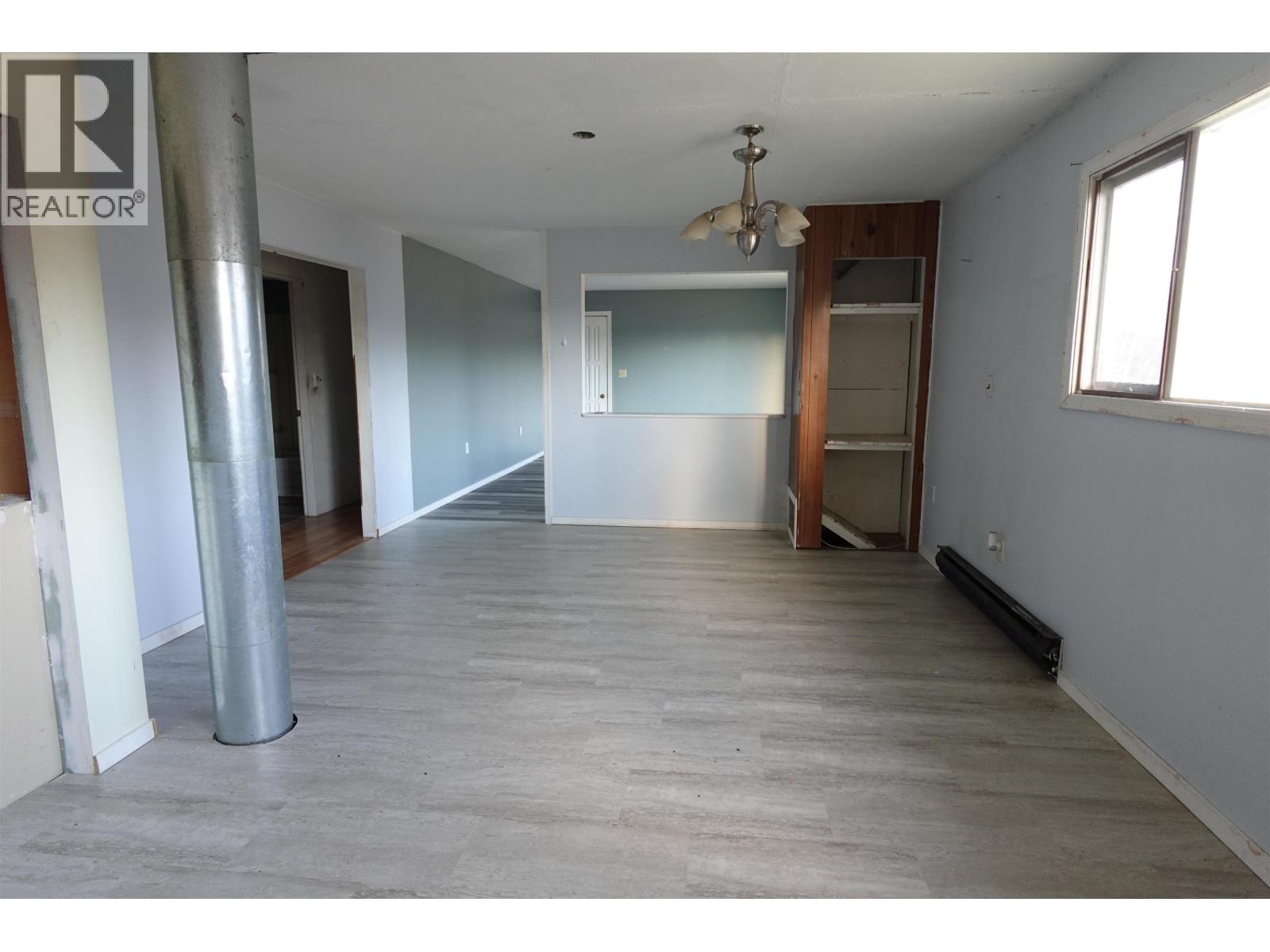 43378 N 97 Highway Property Photo 7
