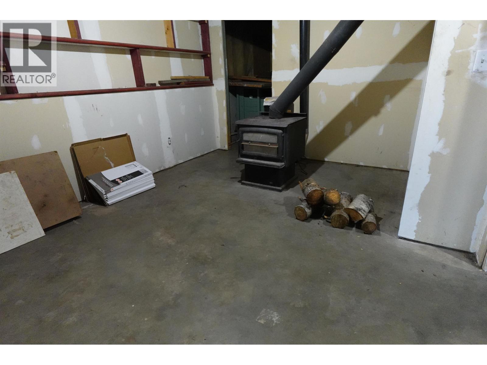 43378 N 97 Highway Property Photo 17