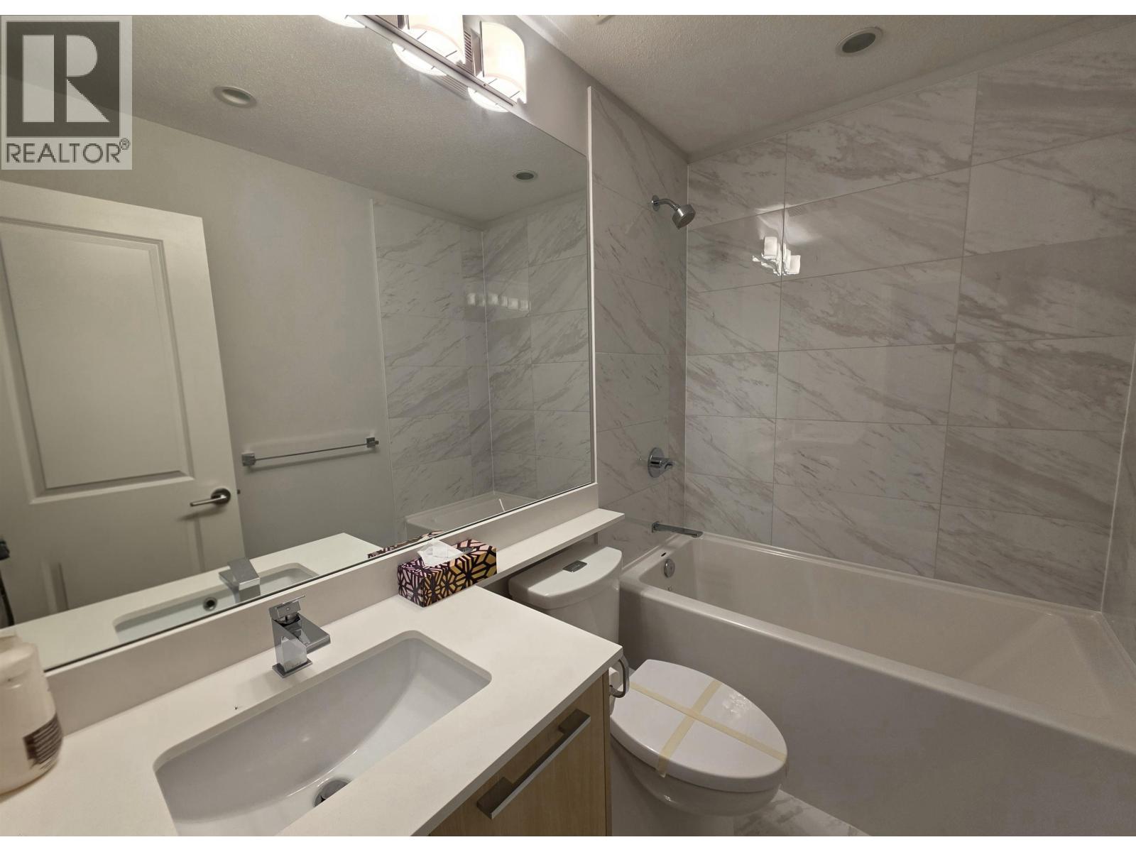 59 5311 Admiral Way Property Photo 21