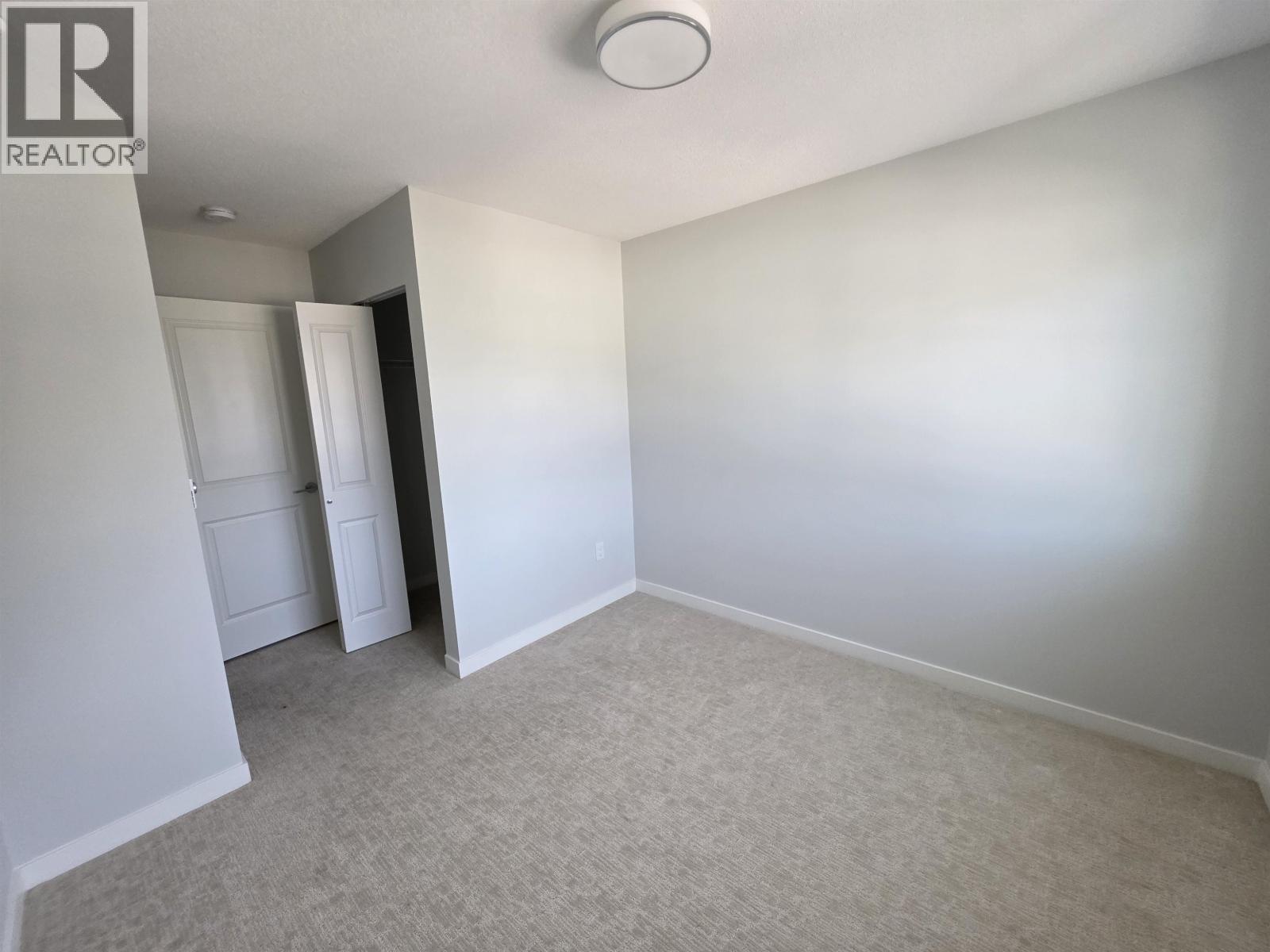 59 5311 Admiral Way Property Photo 26