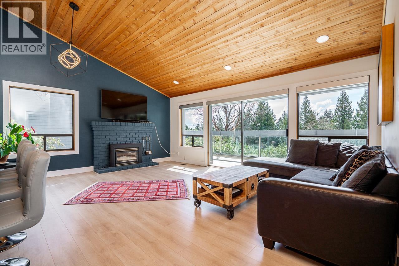 4643 Port View Place Property Photo 10