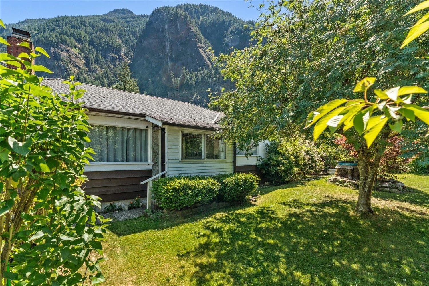 19834 PETER Street Property Photo 1