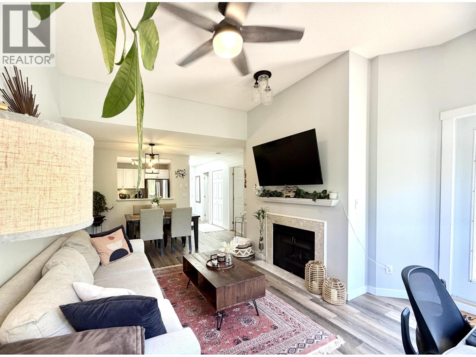 412 2960 Princess Crescent Property Photo 16