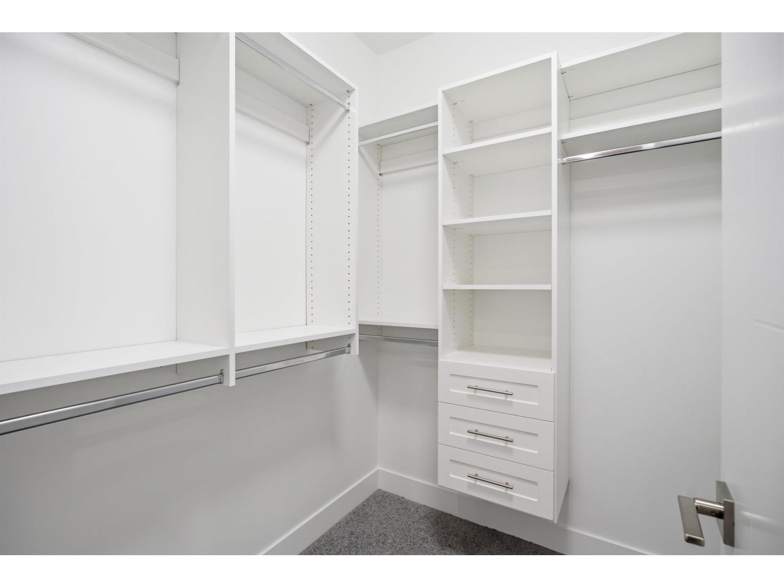 17156 1 Avenue Property Photo 8