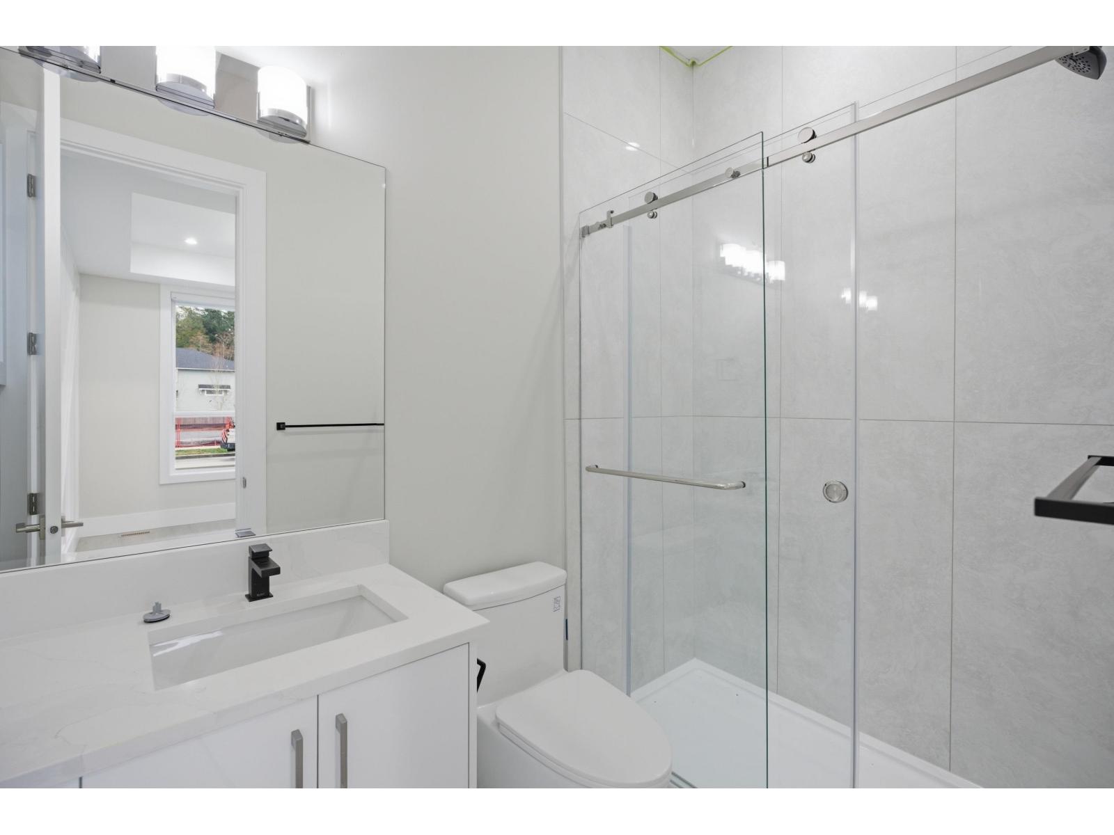 17156 1 Avenue Property Photo 18
