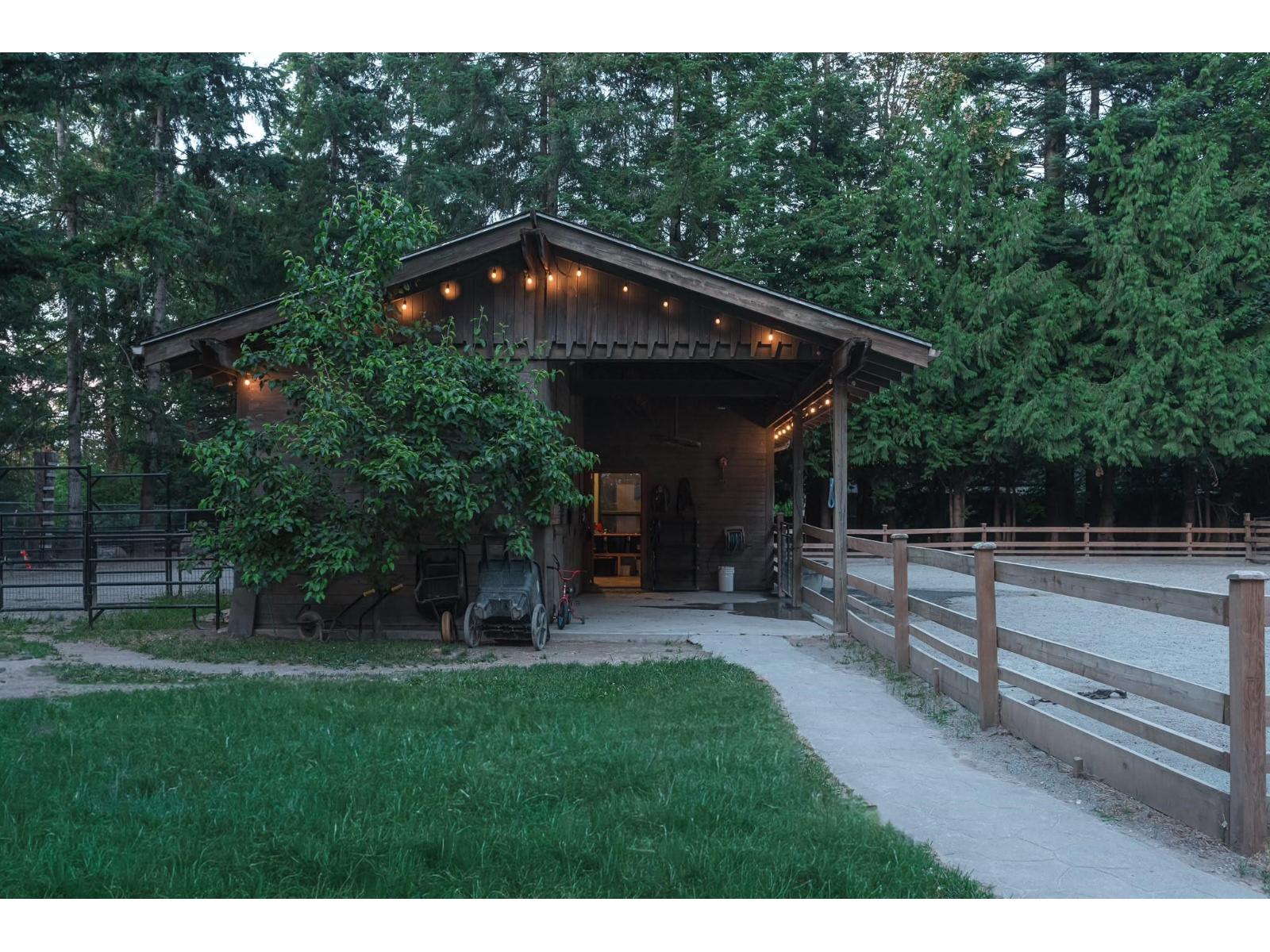 4994 240 Street Property Photo 3