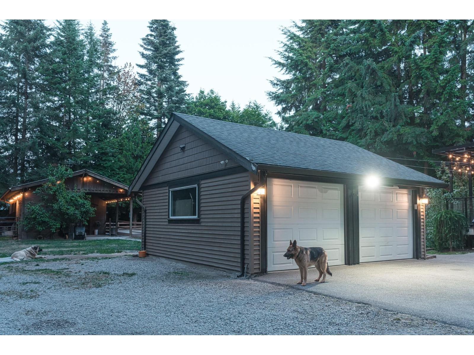 4994 240 Street Property Photo 10