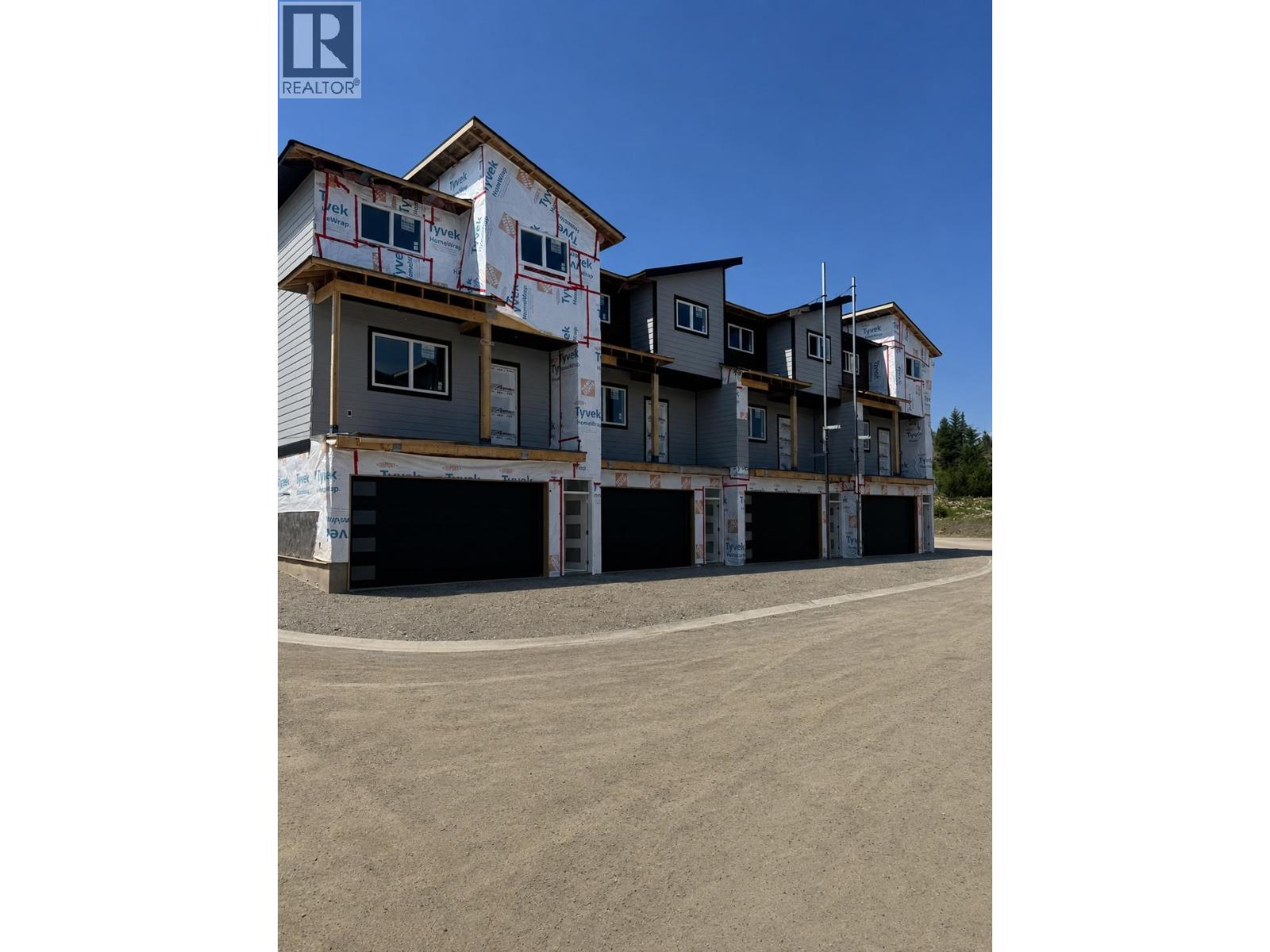 1503 2395 Rowe Street Property Photo 1