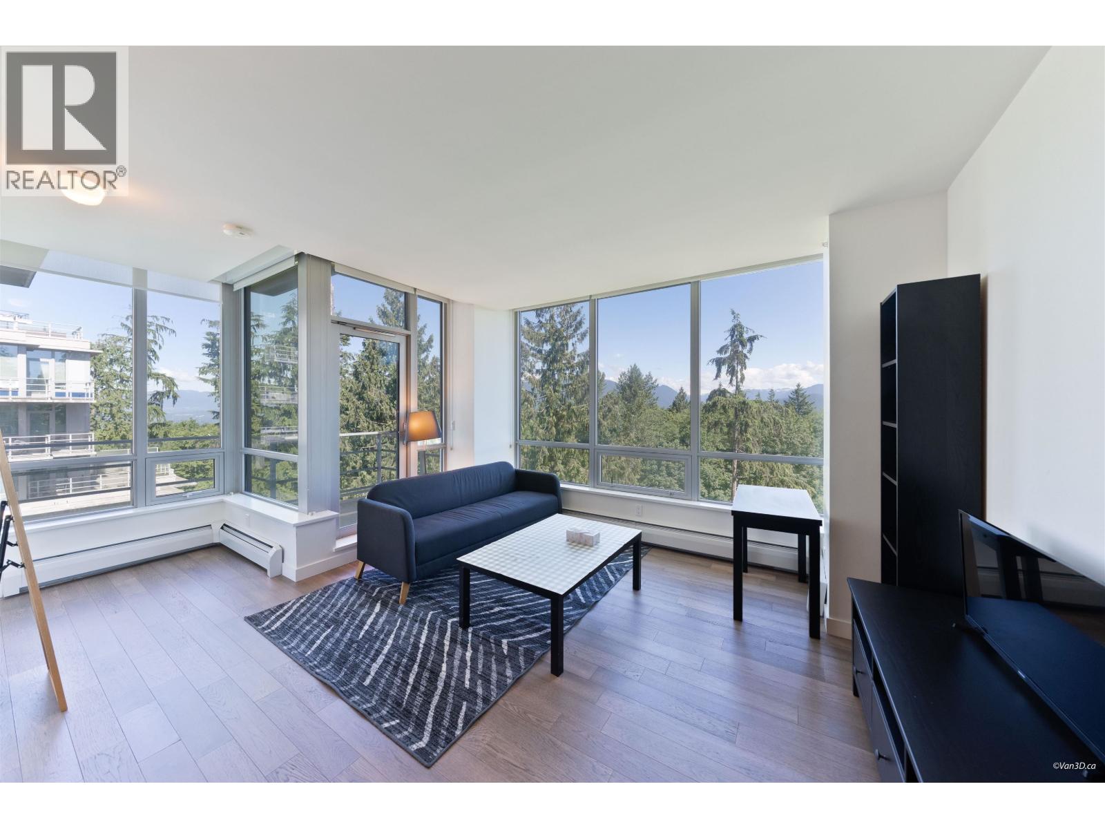 503 9080 University Crescent Property Photo 4
