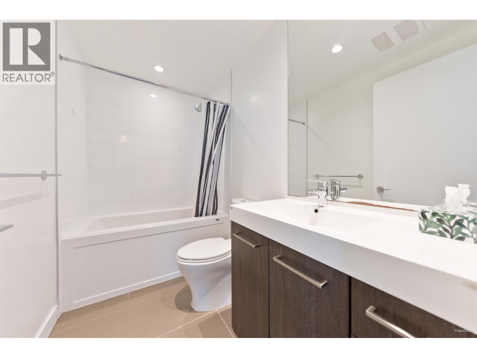 503 9080 University Crescent Property Photo 13