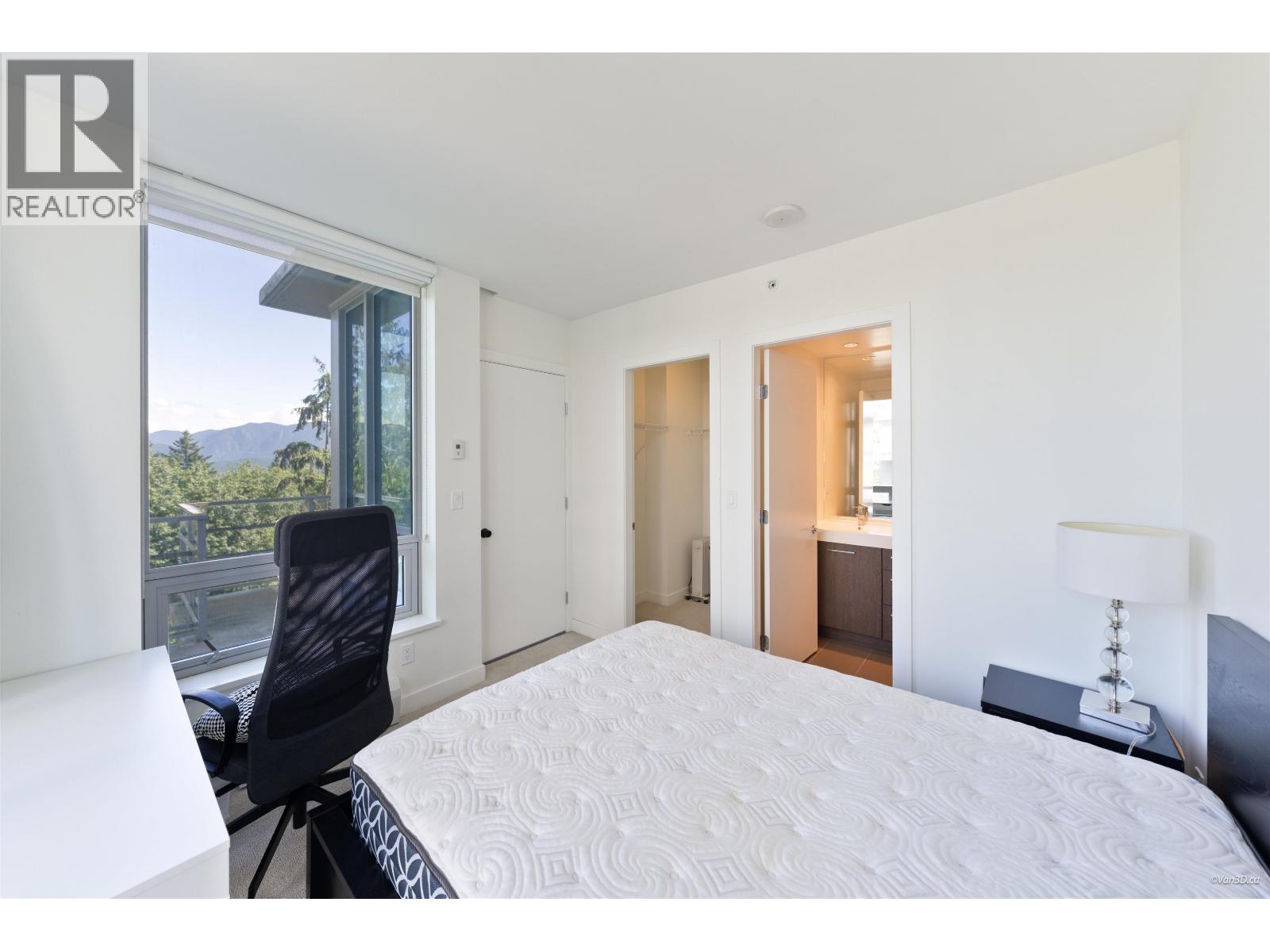 503 9080 University Crescent Property Photo 15