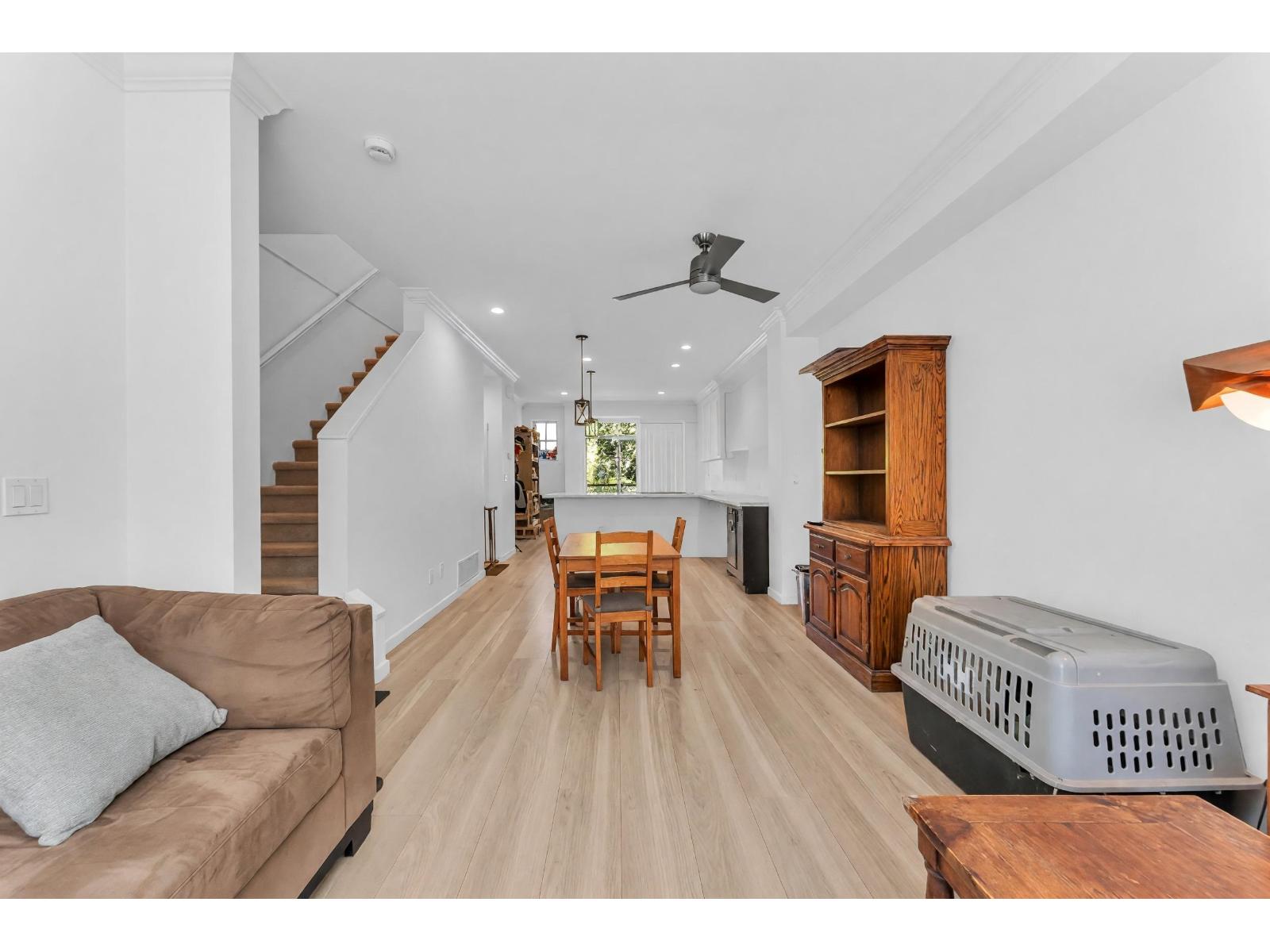 15 2845 156 Street Property Photo 3