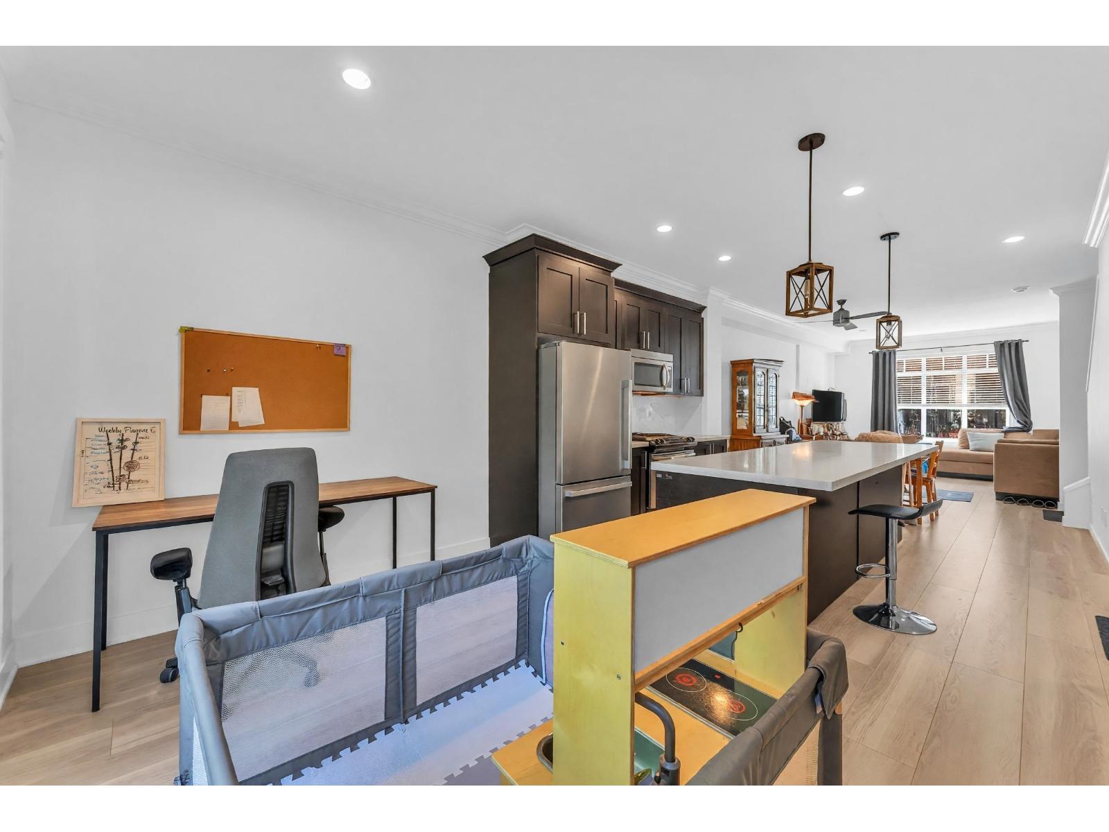 15 2845 156 Street Property Photo 8