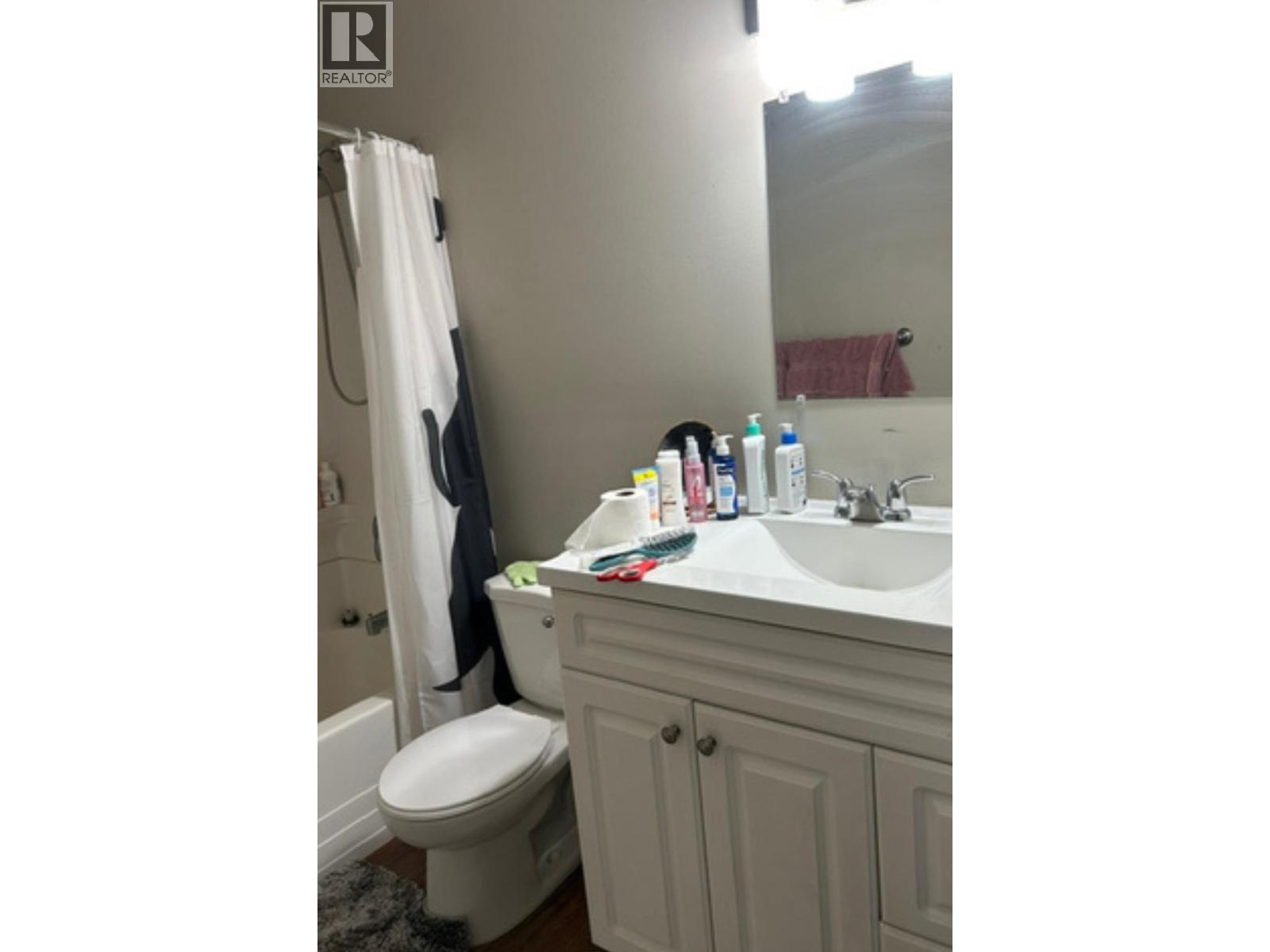 403 8220 92 Avenue Property Photo 7
