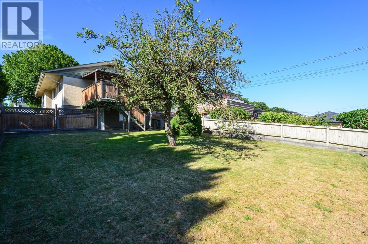 7808 Ross Street Property Photo 2