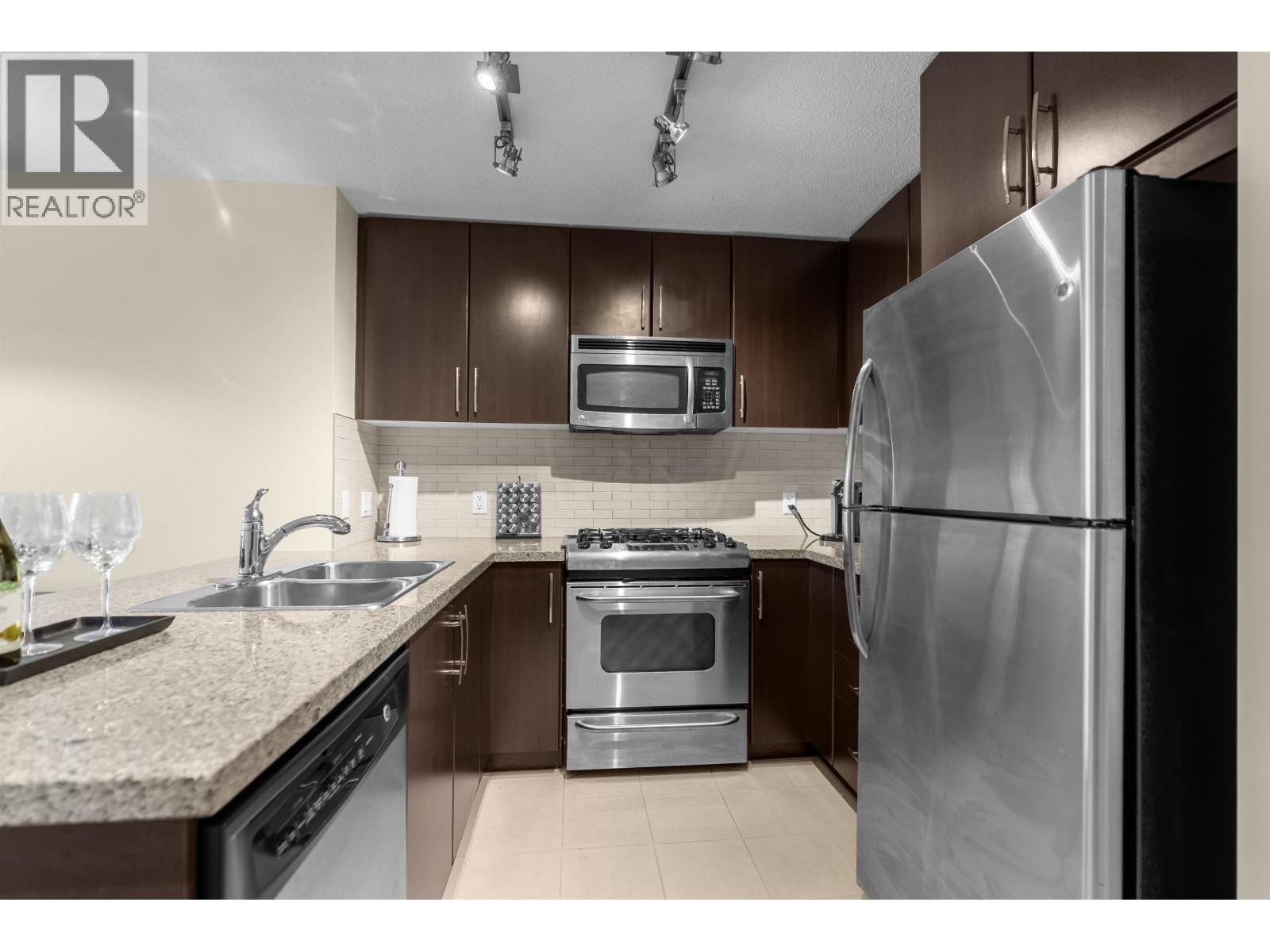 1202 660 Nootka Way Property Photo 2