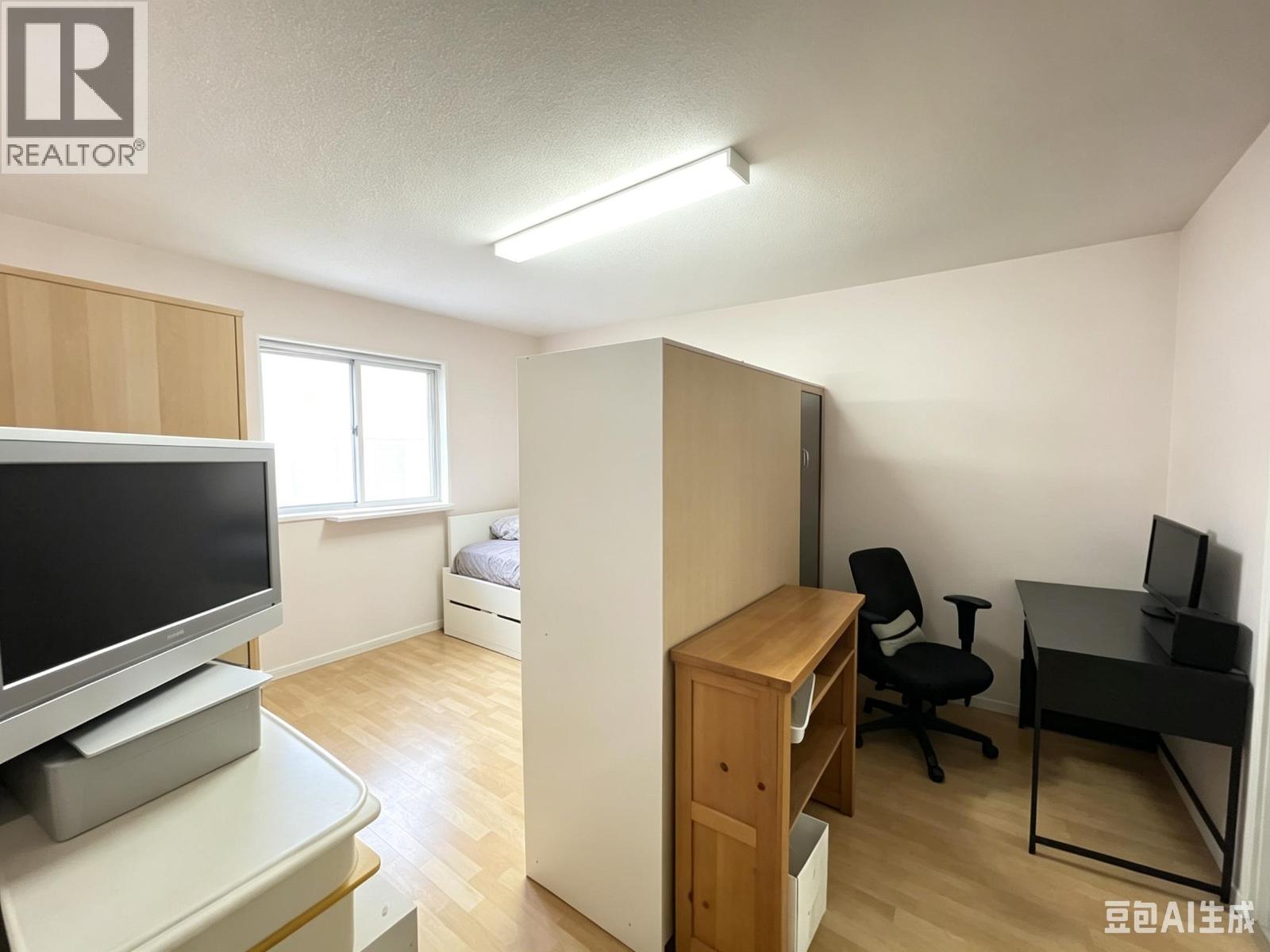 714 Rennie Place Property Photo 12