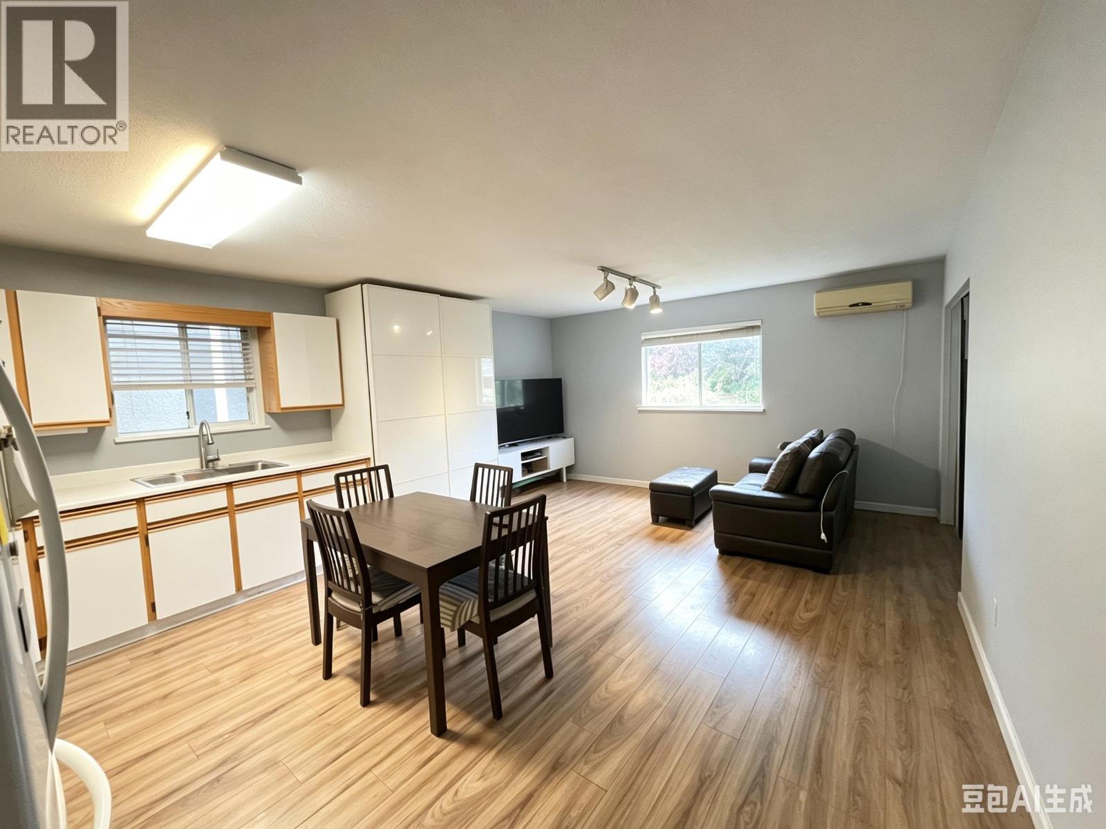 714 Rennie Place Property Photo 14