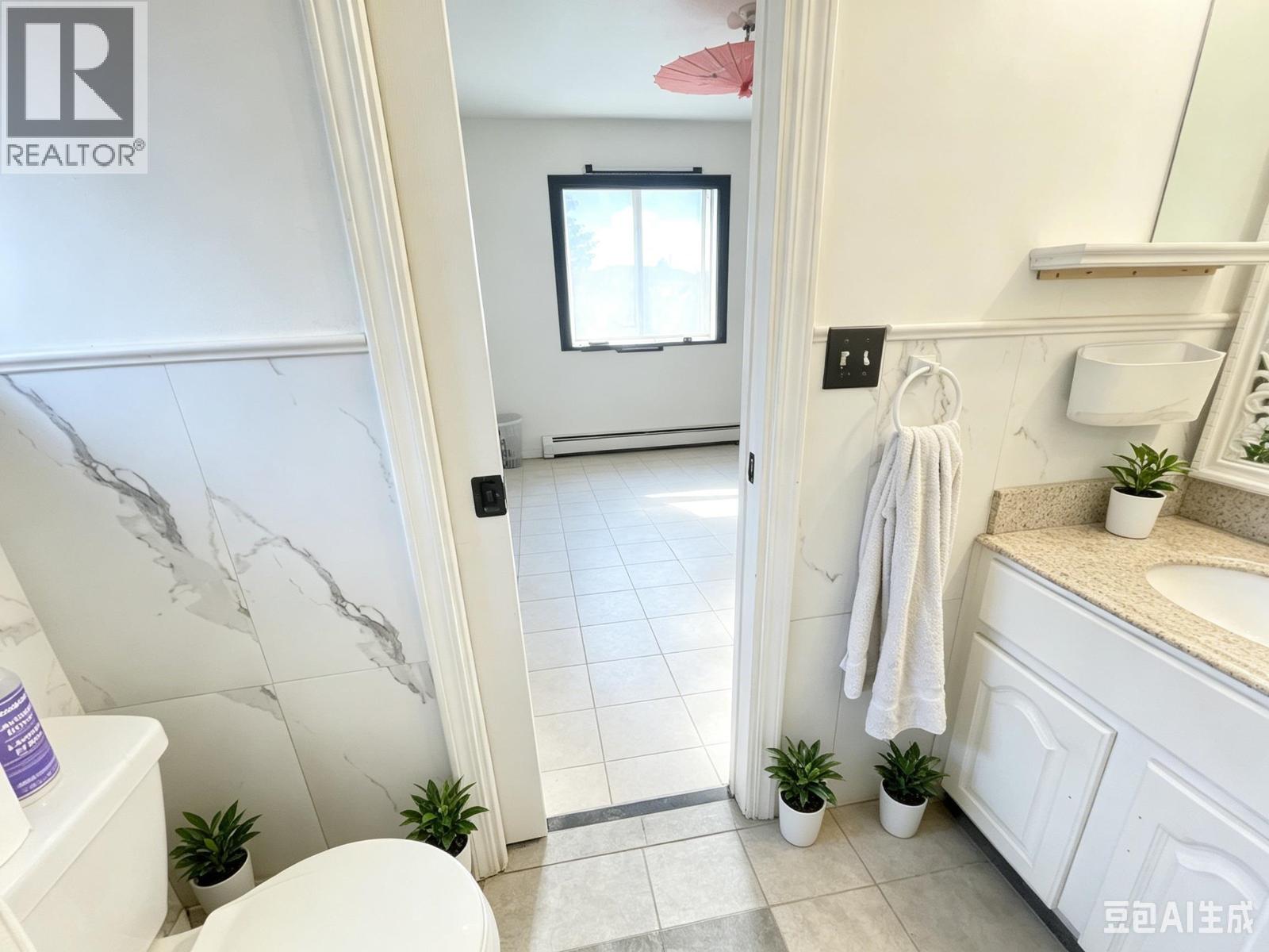 714 Rennie Place Property Photo 33