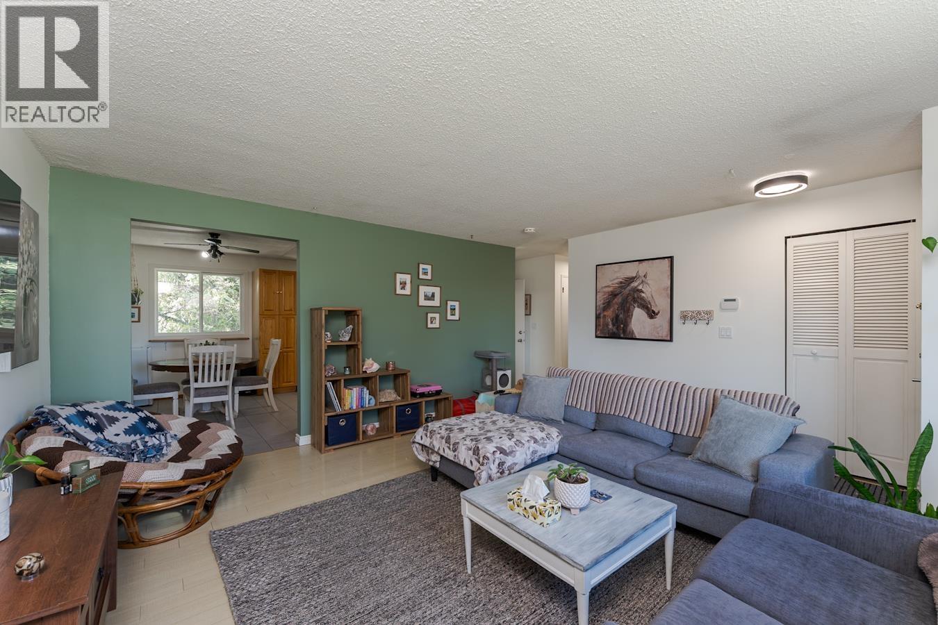 1567 Pearson Avenue Property Photo 2