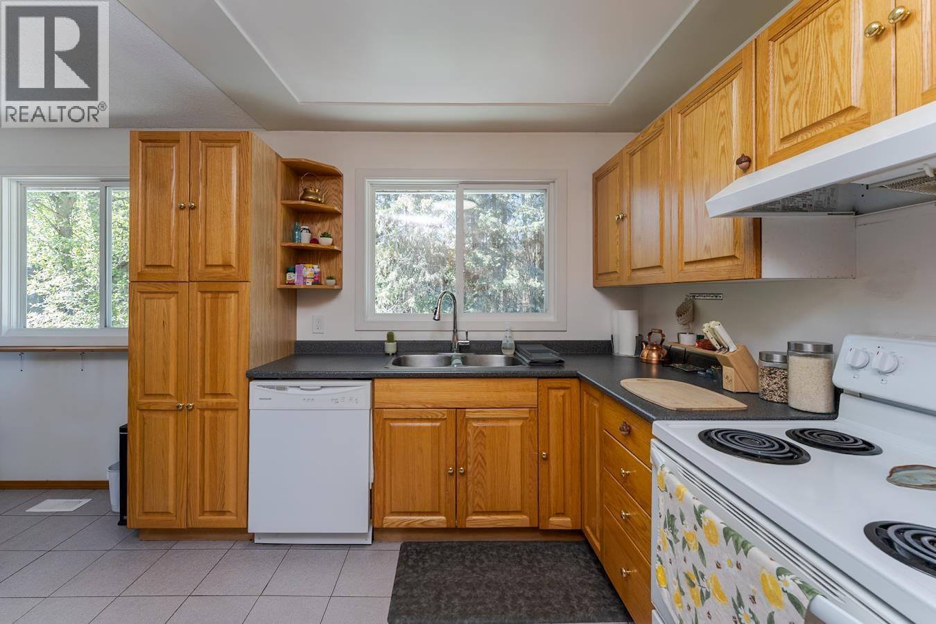1567 Pearson Avenue Property Photo 10