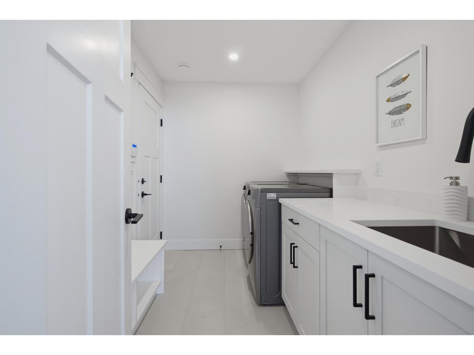 20452 46a Avenue Property Photo 18
