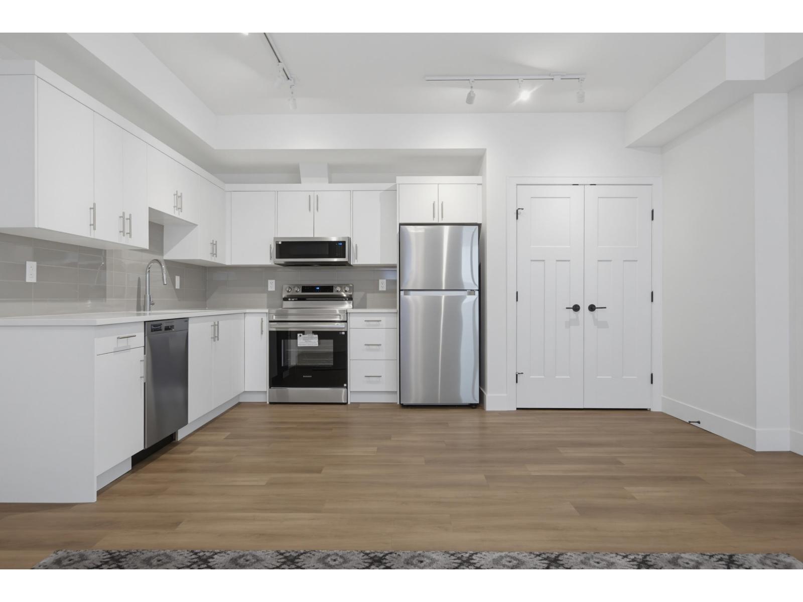 20452 46a Avenue Property Photo 35