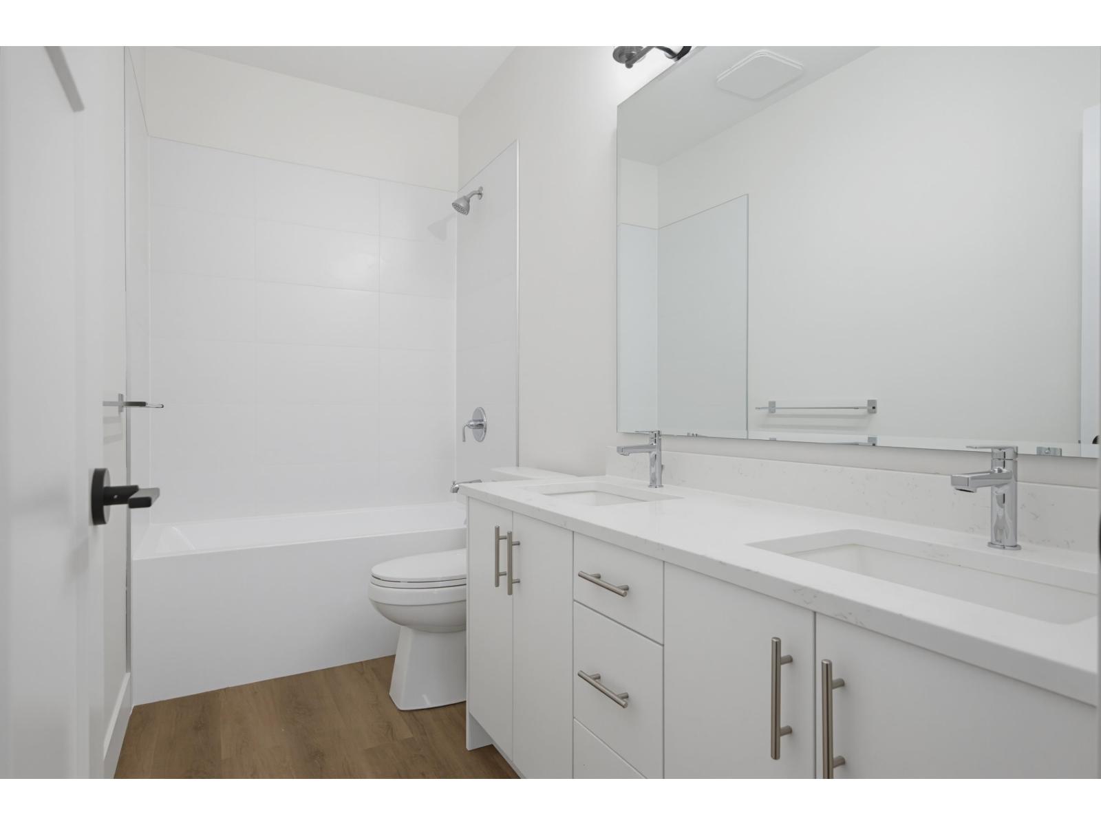 20452 46a Avenue Property Photo 37