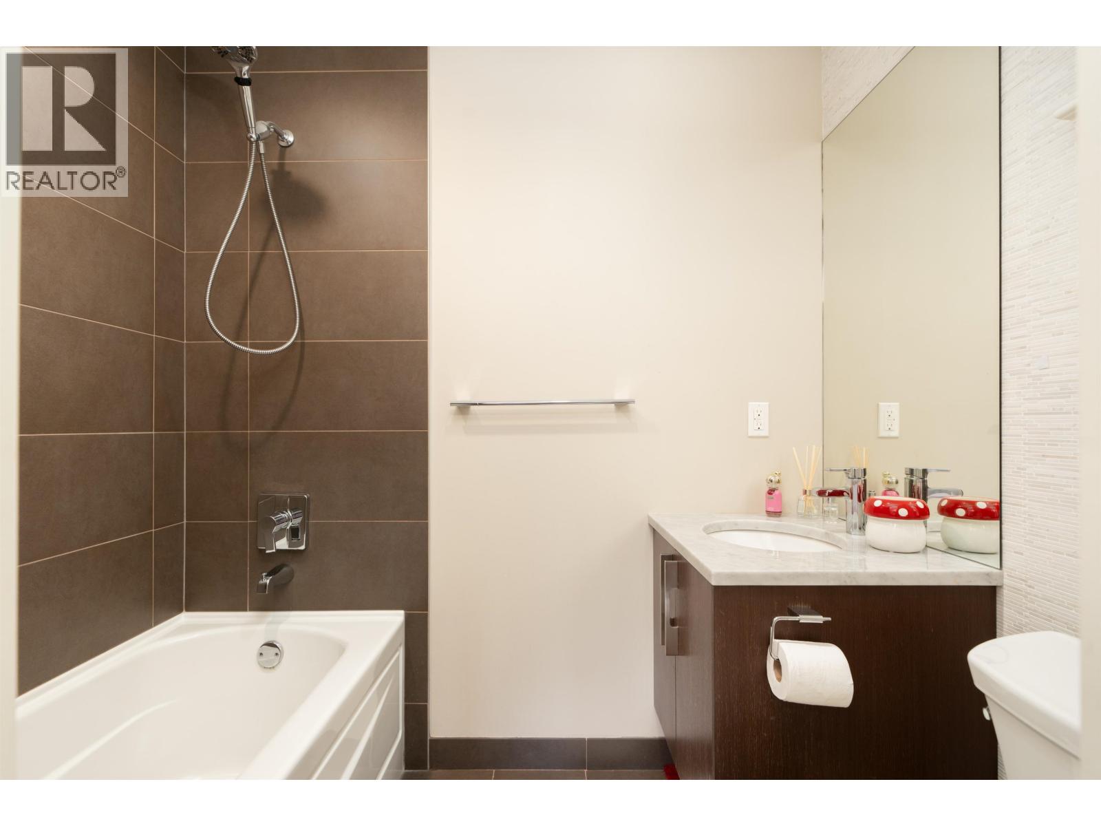 4103 W 11th Avenue Property Photo 20