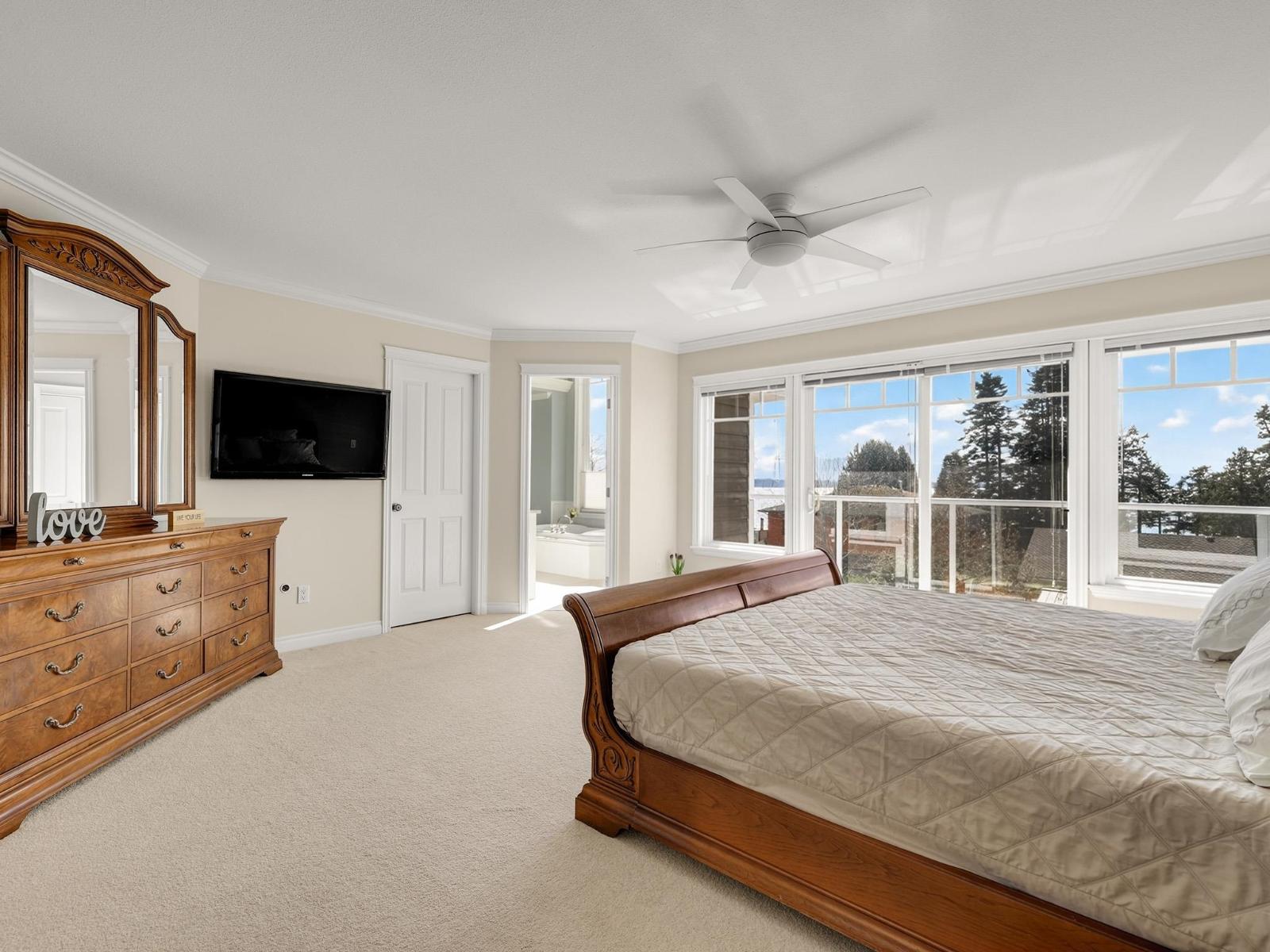 13518 Marine Drive Property Photo 16