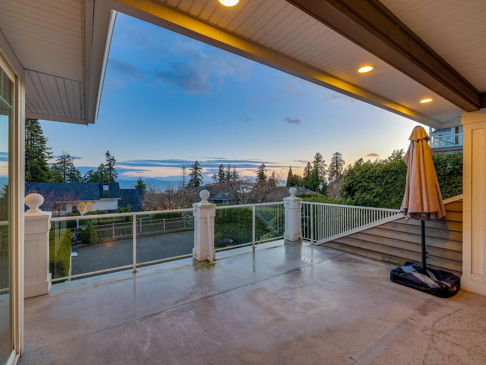 13518 Marine Drive Property Photo 33