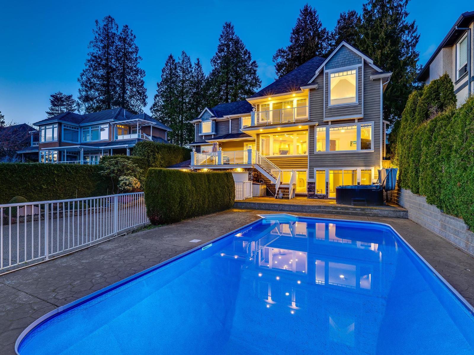 13518 Marine Drive Property Photo 39