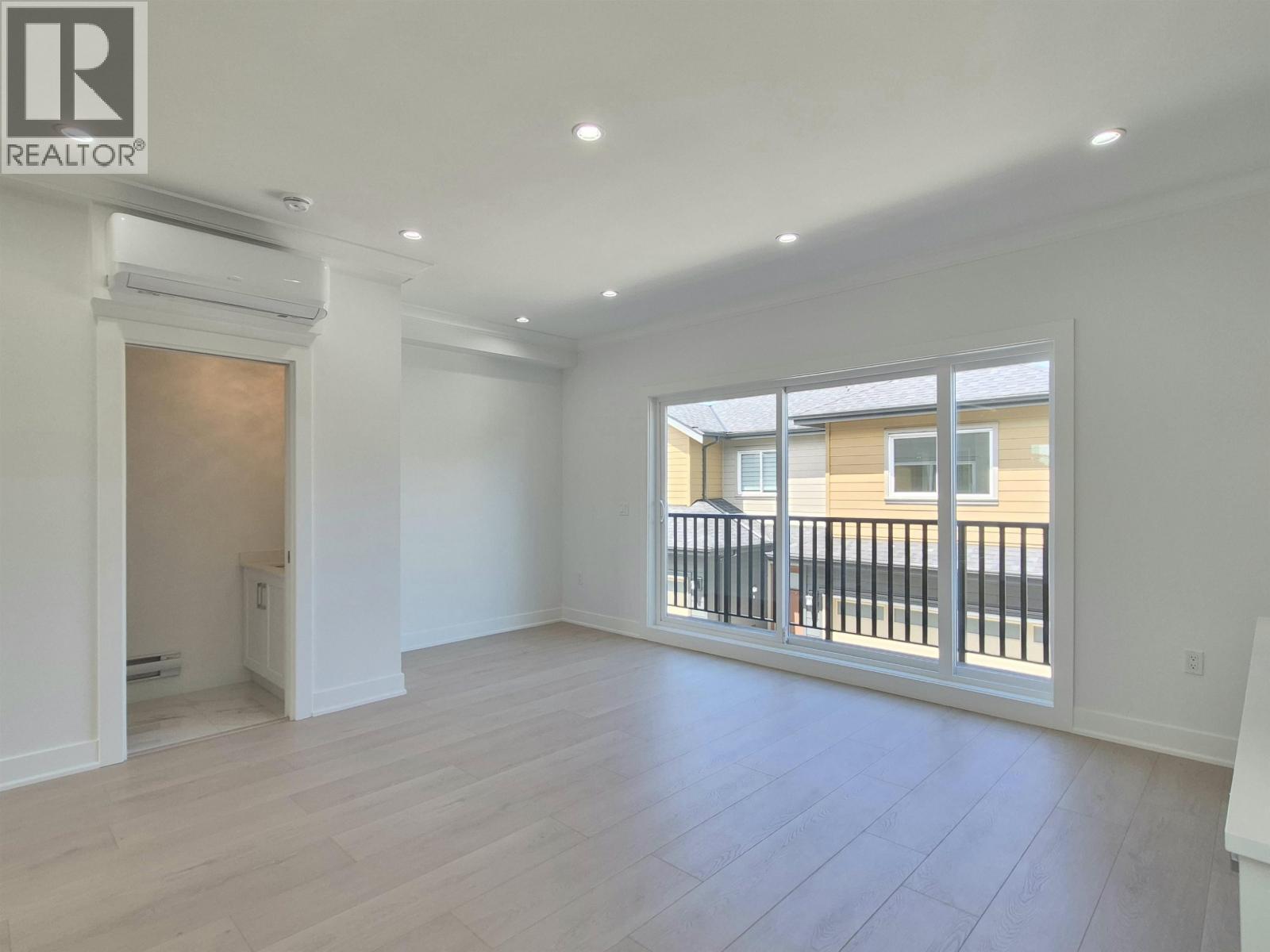 107 8233 Williams Road Property Photo 7