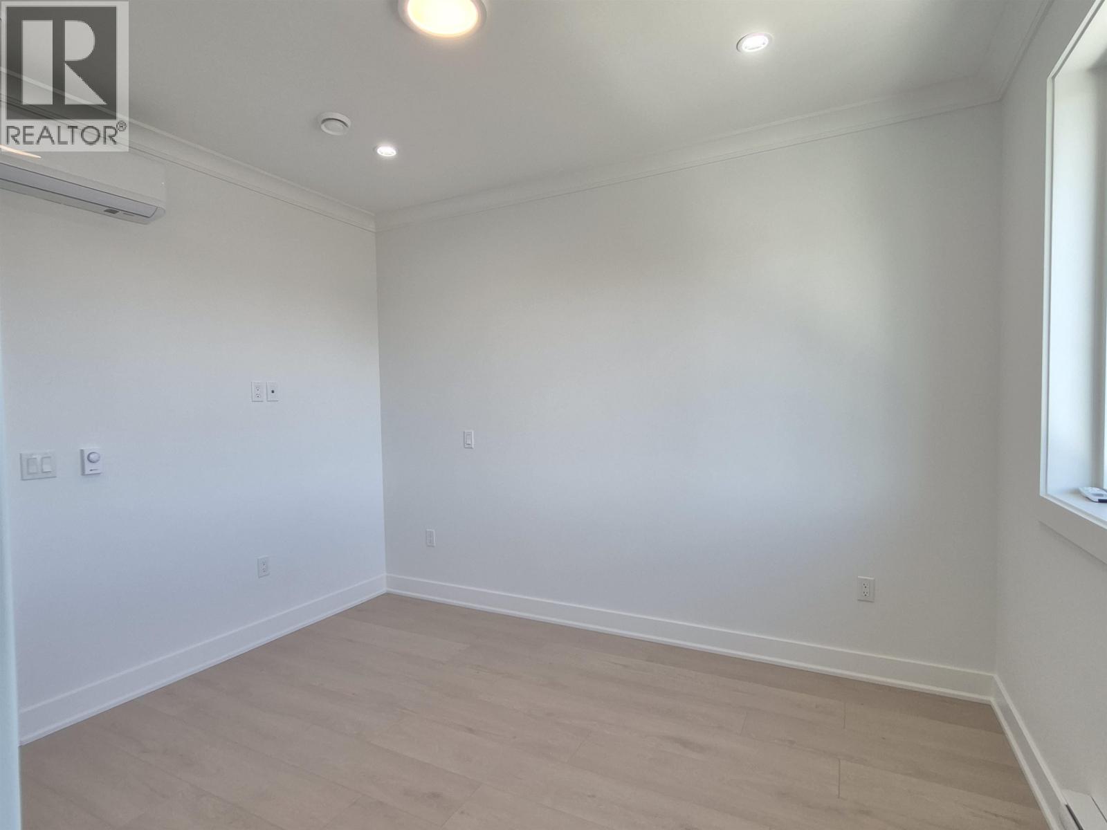 107 8233 Williams Road Property Photo 15